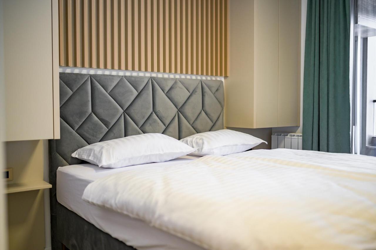 Apartman Epilux Tuzla Ngoại thất bức ảnh