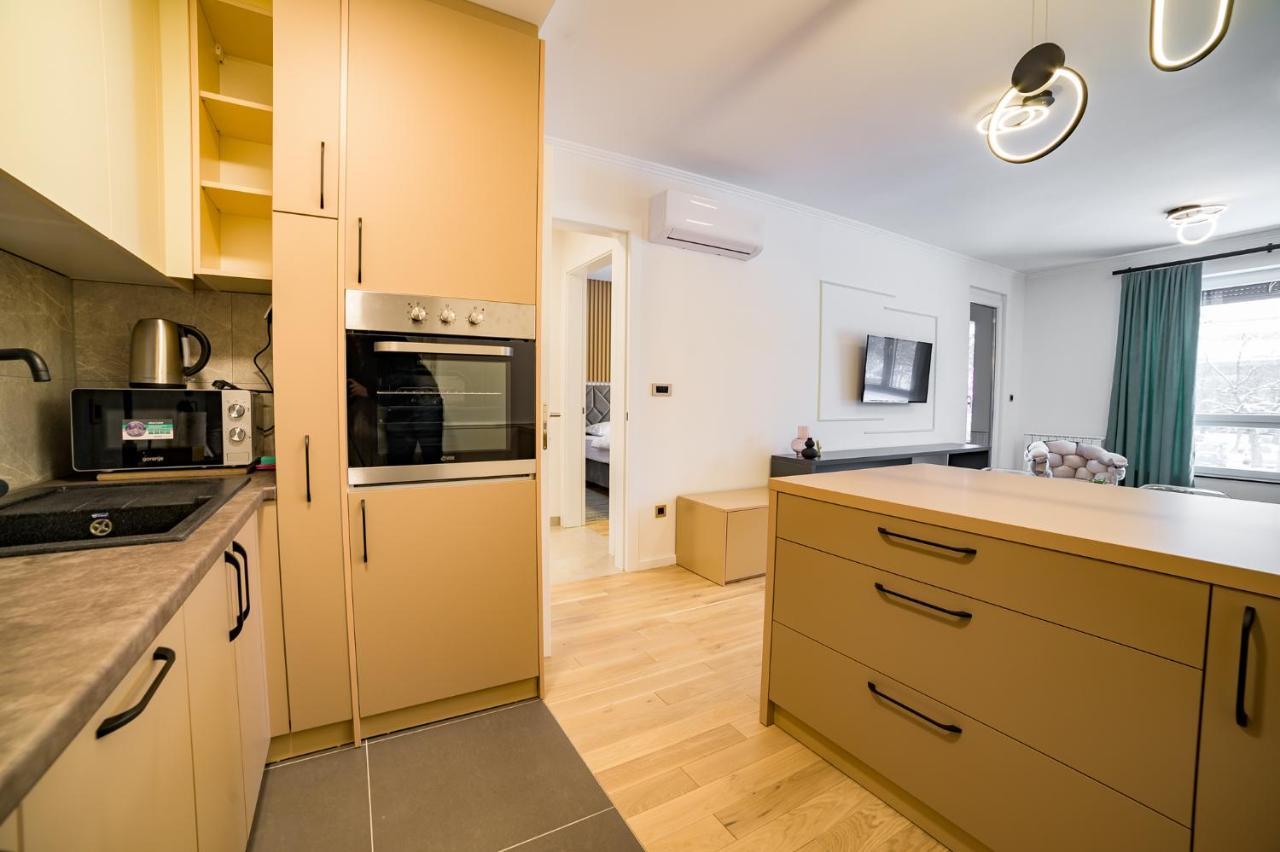 Apartman Epilux Tuzla Ngoại thất bức ảnh